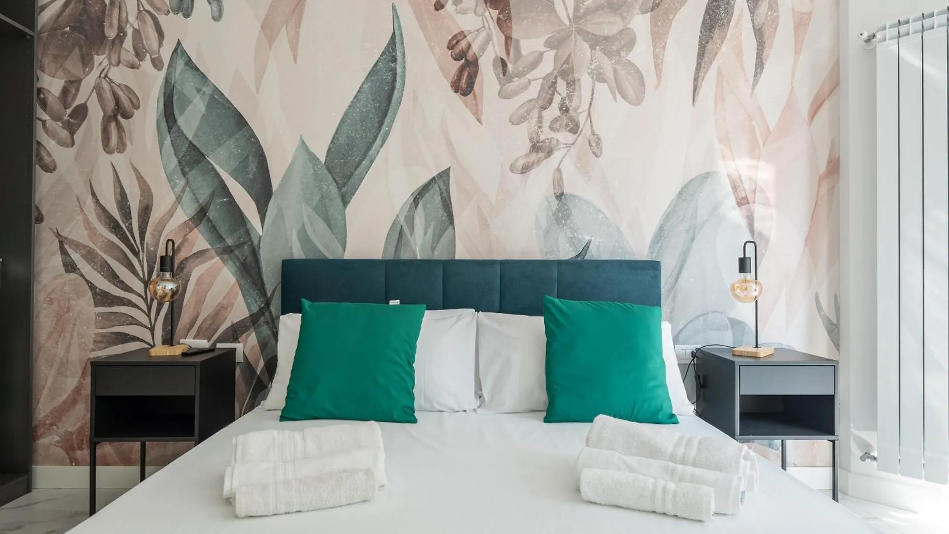 Bed & Breakfast Atmosphera Rooms Naples Italy