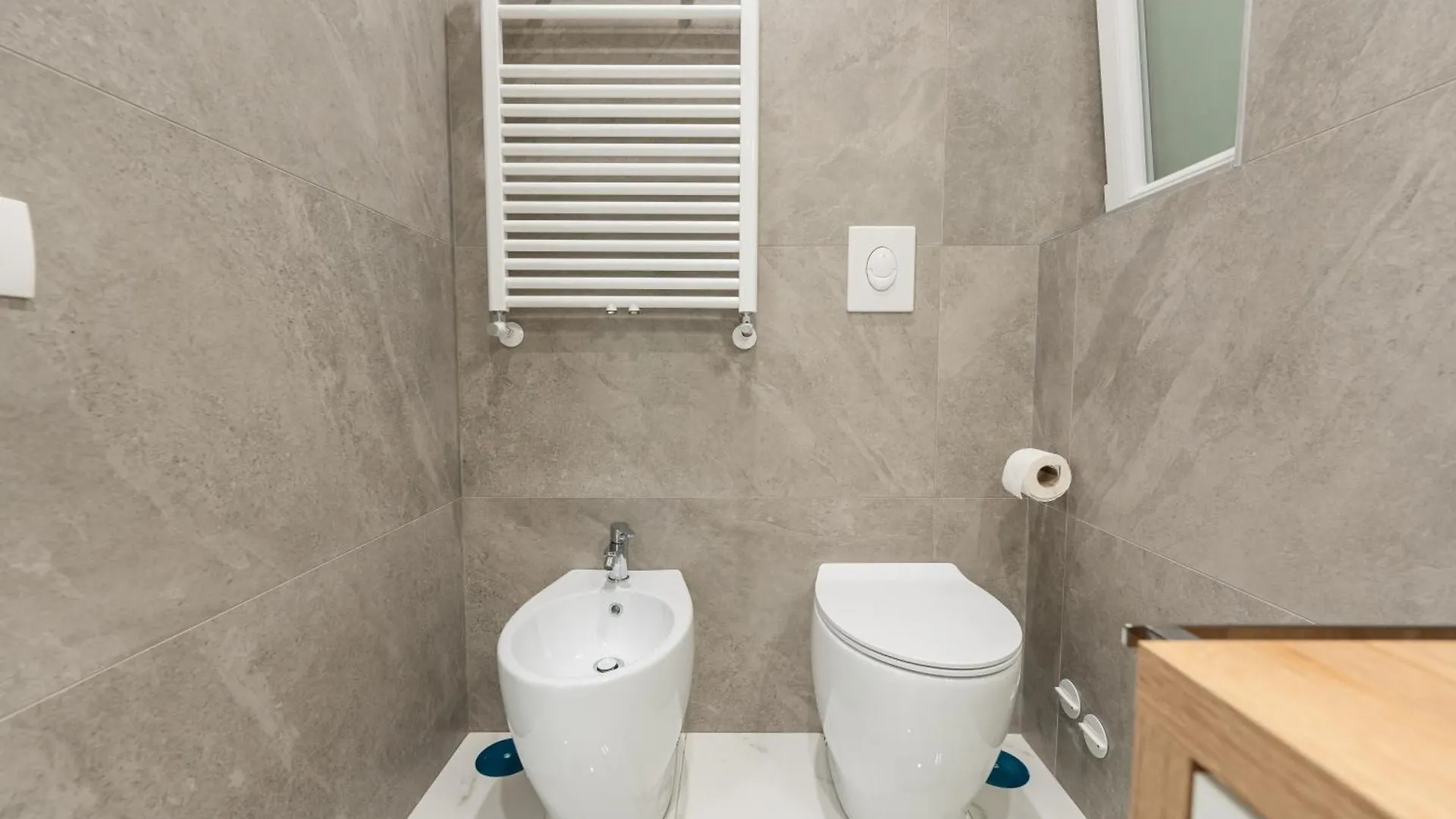 Atmosphera Rooms Naples 0*,  Italy